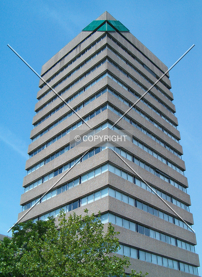 Engelse Kamp 6 by René Hogendijk