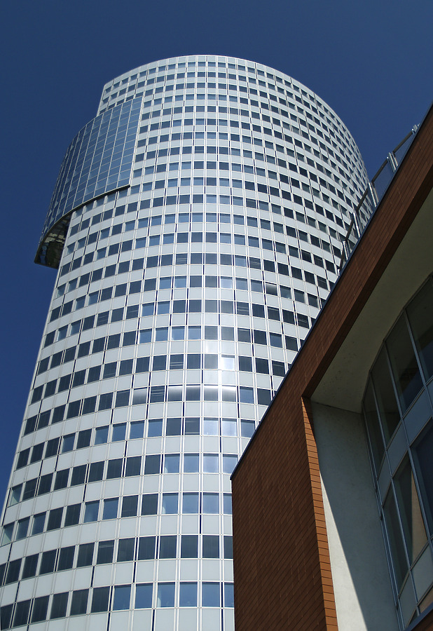 Florido Tower by Cesar Serrano