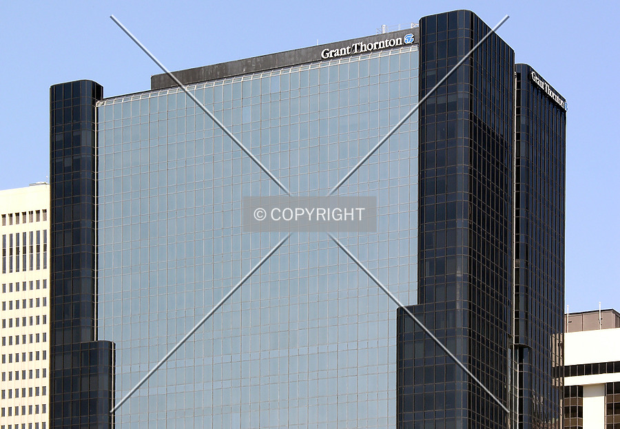 Charlotte Plaza by Chris Patriarca