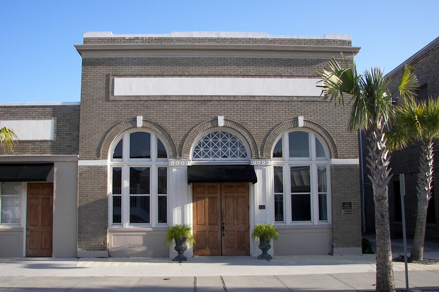 619 Delmas Avenue