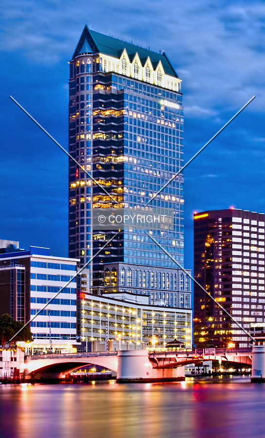 100 North Tampa by Jorge Molina