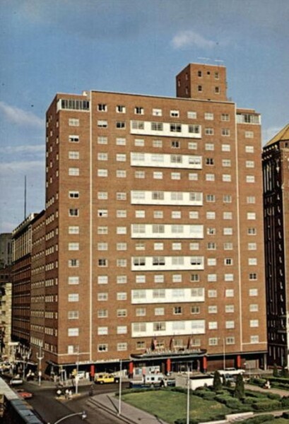 Muehlebach Towers