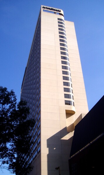 565-082-445