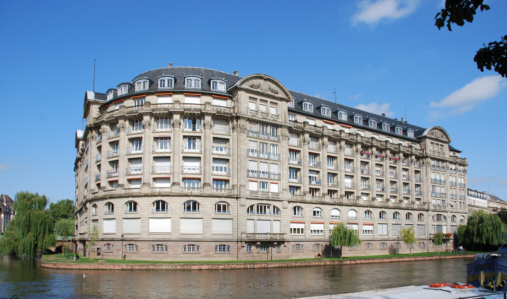 12 Rue des Pontonniers