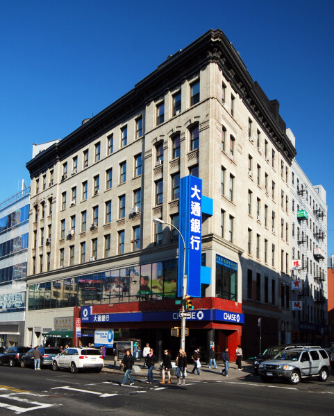 114 Baxter Street