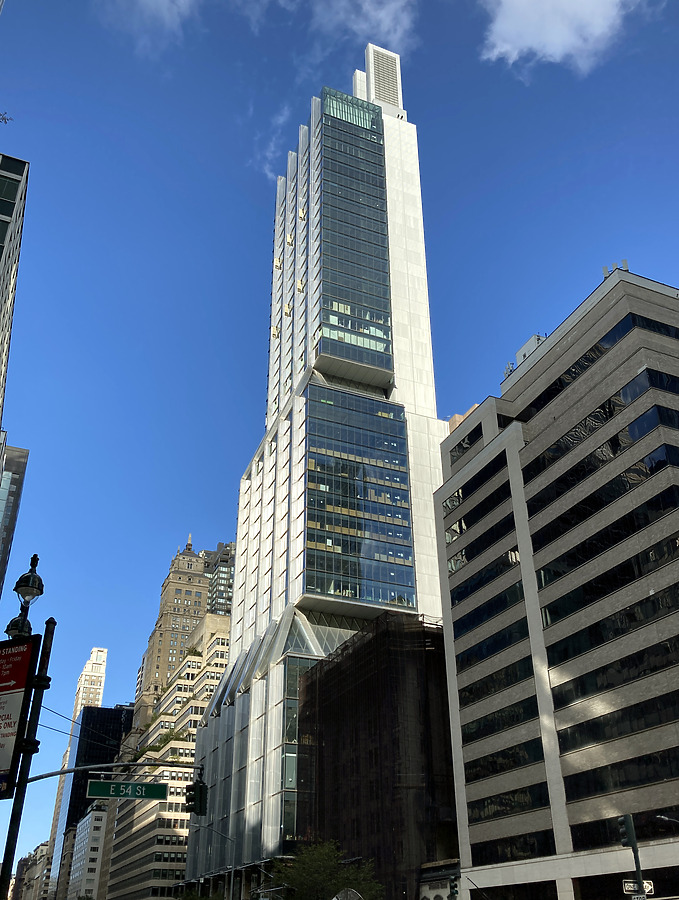 425 Park Avenue Photo 567-550-338 - Stock Image - SKYDB