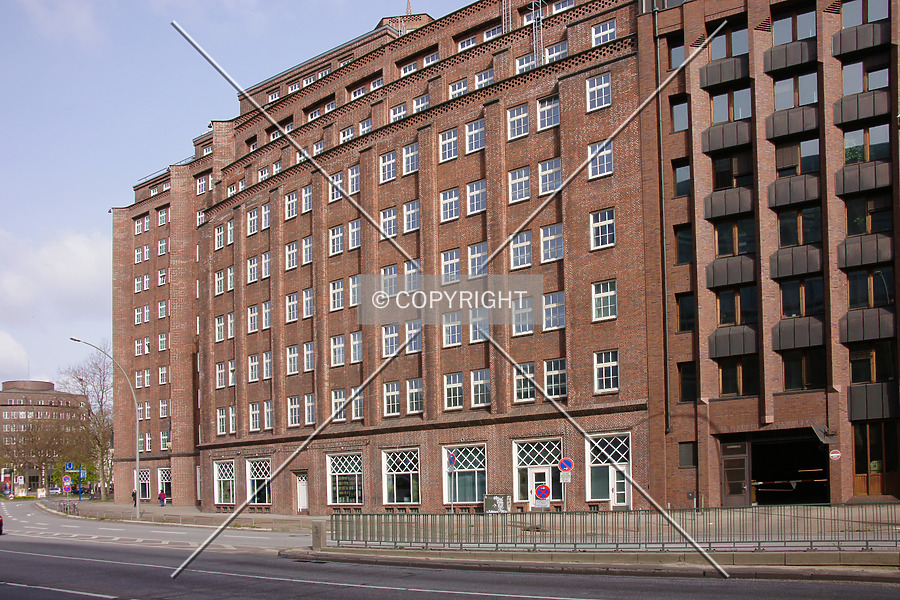 Messberghof by Nephilim