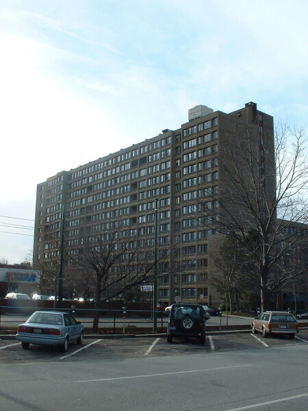 569-090-711