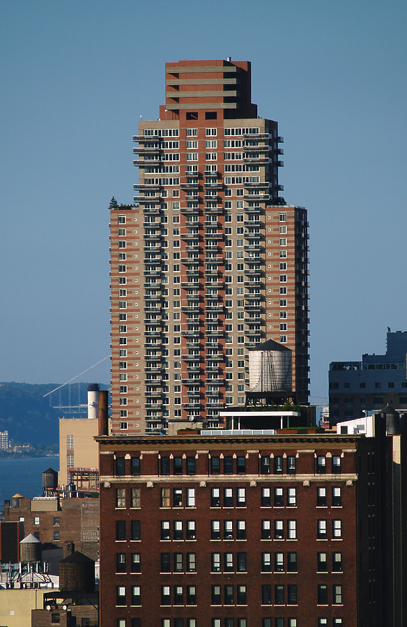 Riverbank West Apartments Photo 569242486 Stock Image SKYDB
