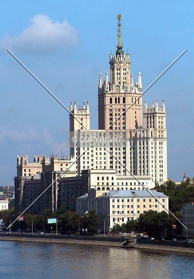 Kotelnicheskaya Naberezhnaya 1/15 by Alexander Ulyanov