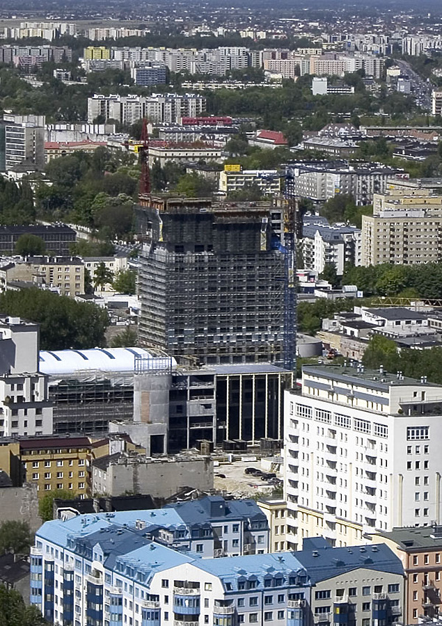 Hilton Warsaw by Pavel Toczynski