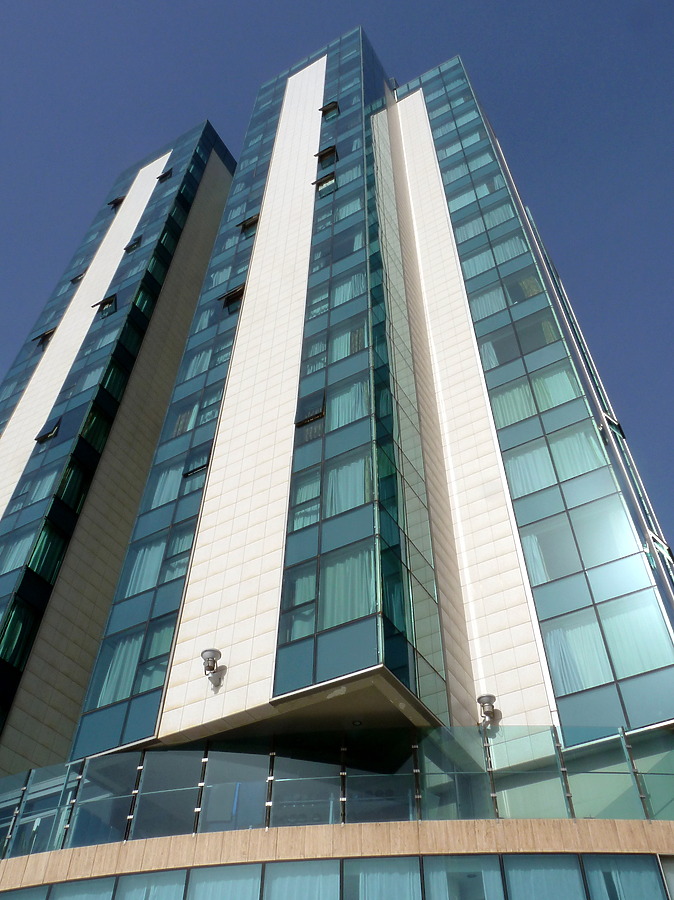 Arrecife Gran Hotel by Robin Spetz