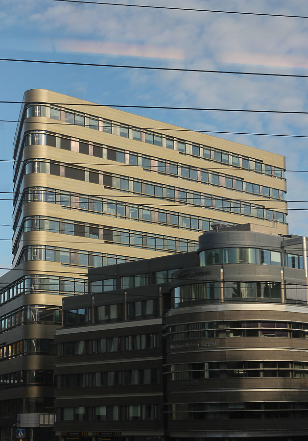 Skøyen Atrium III by Kjetil Balog