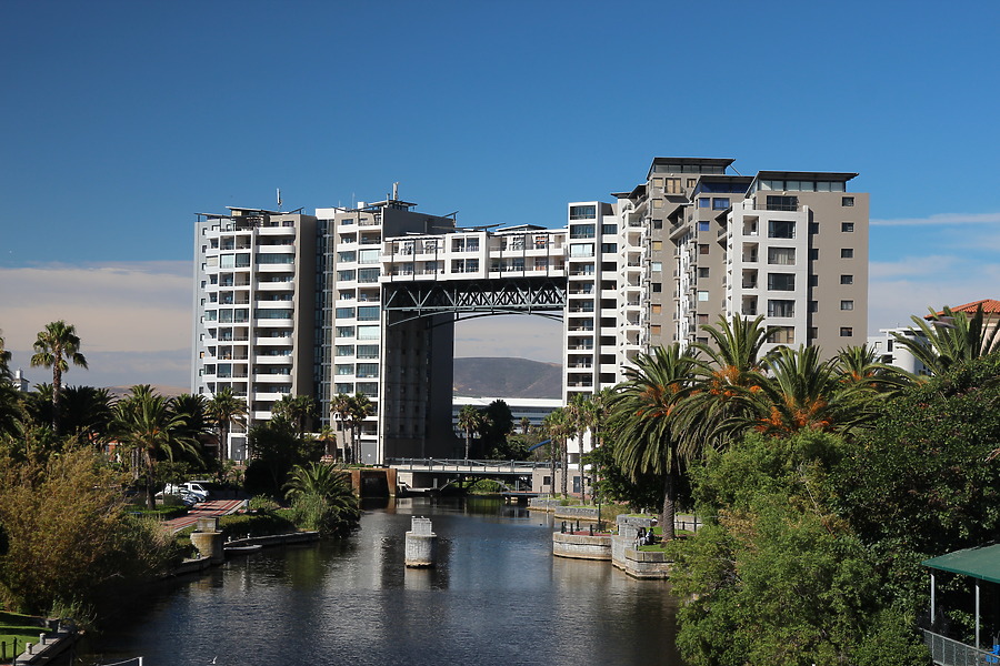 Knightsbridge by Kjetil Balog