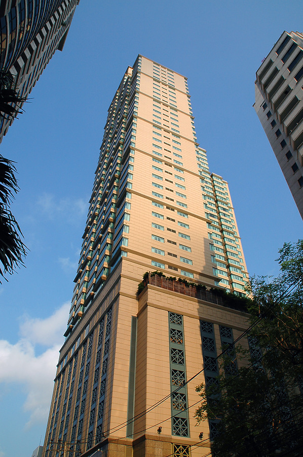 Centrepointe Ratchadamri by John Bek