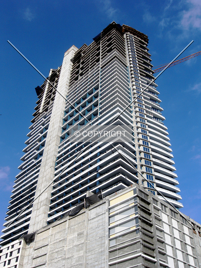Infinity at Brickell by Jorge Molina