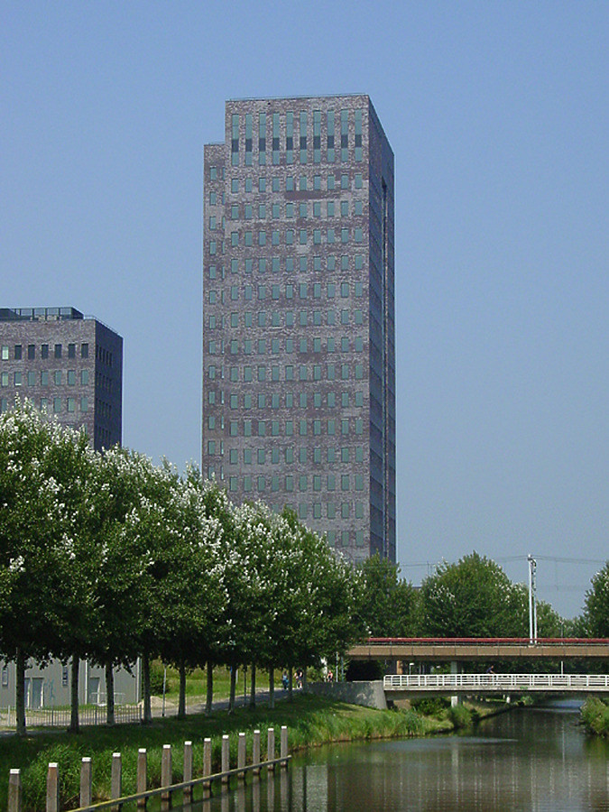 Eurotoren by Michiel van Dijk