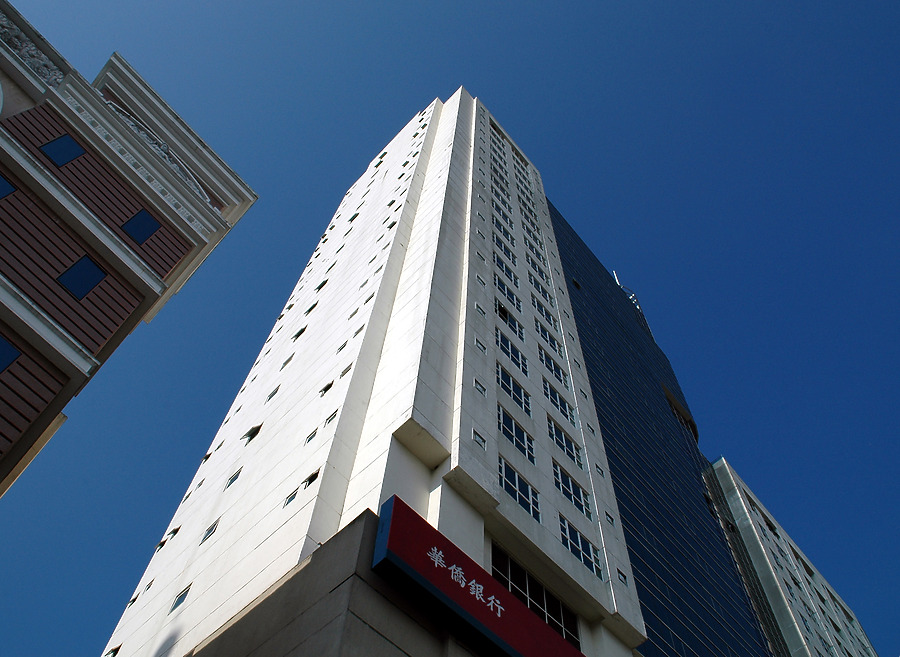Gateway Kuching & Somerset Apartments by John Bek