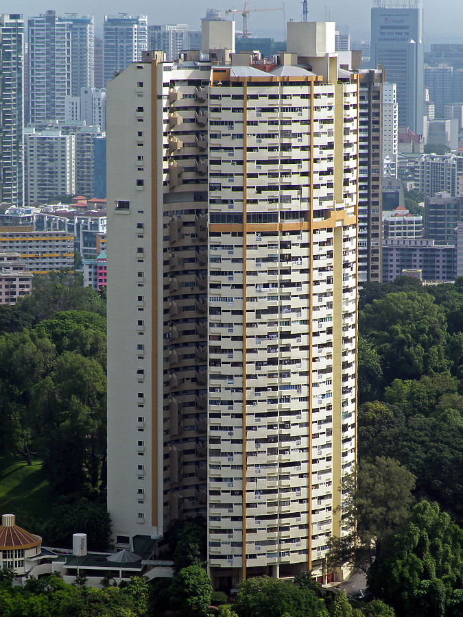 Pearl Bank Apartments by Horst Kiechle