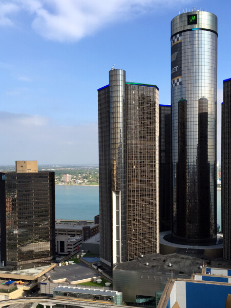Renaissance Center 200 Tower