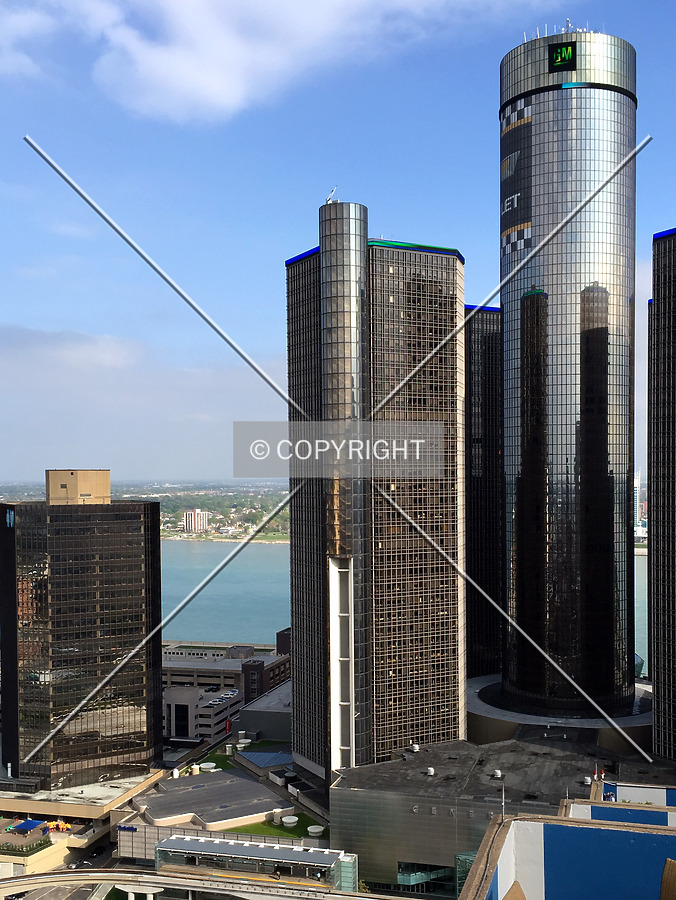 Renaissance Center 200 Tower by Nate Lindsey