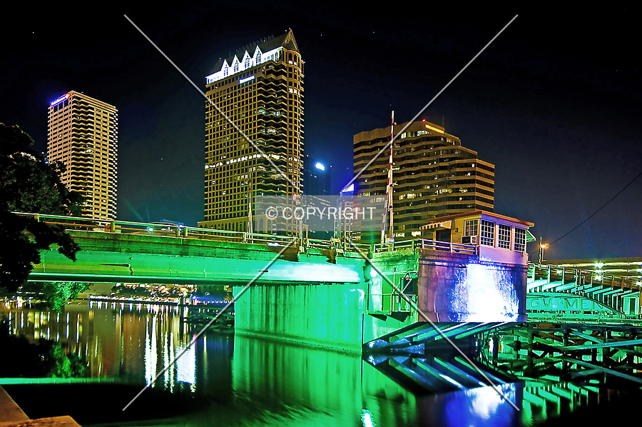 100 North Tampa by Jorge Molina