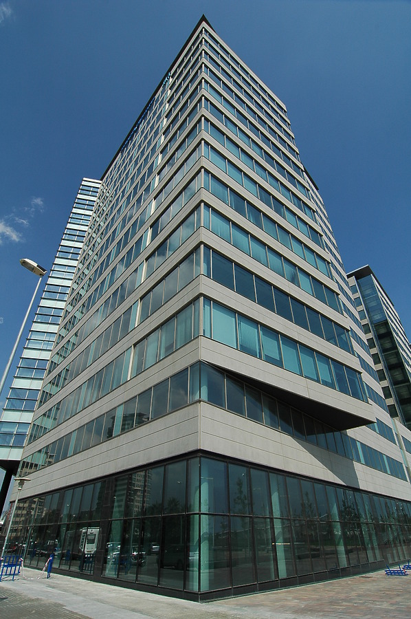 Torre Diagonal Mar by David Guija