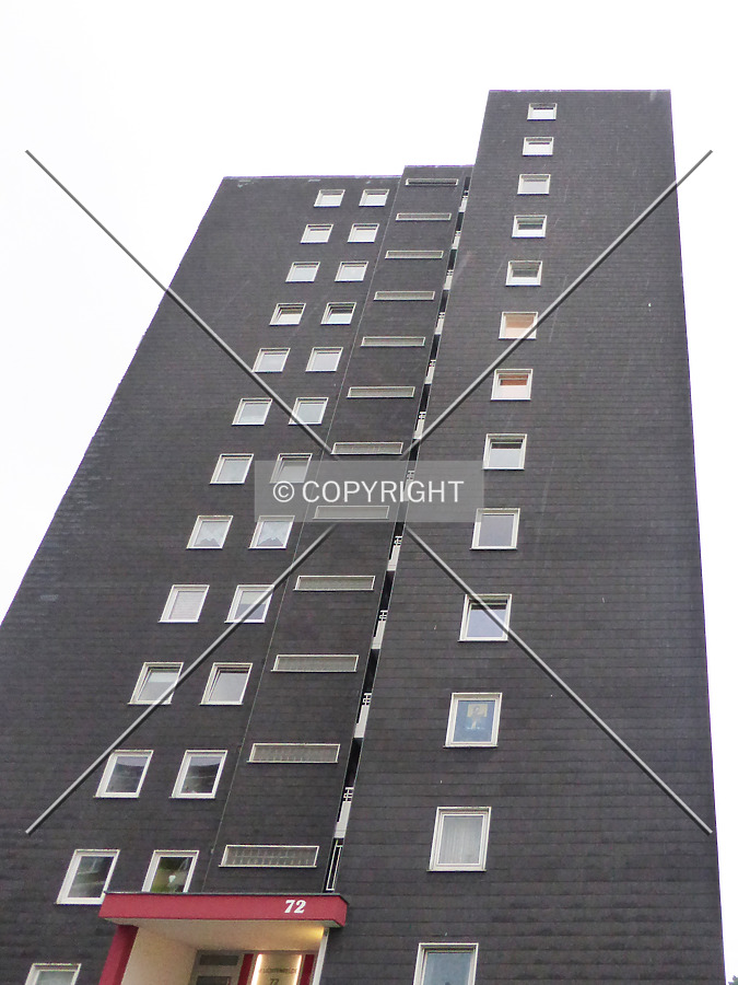 Im Lichtenfelde 72 by Nephilim