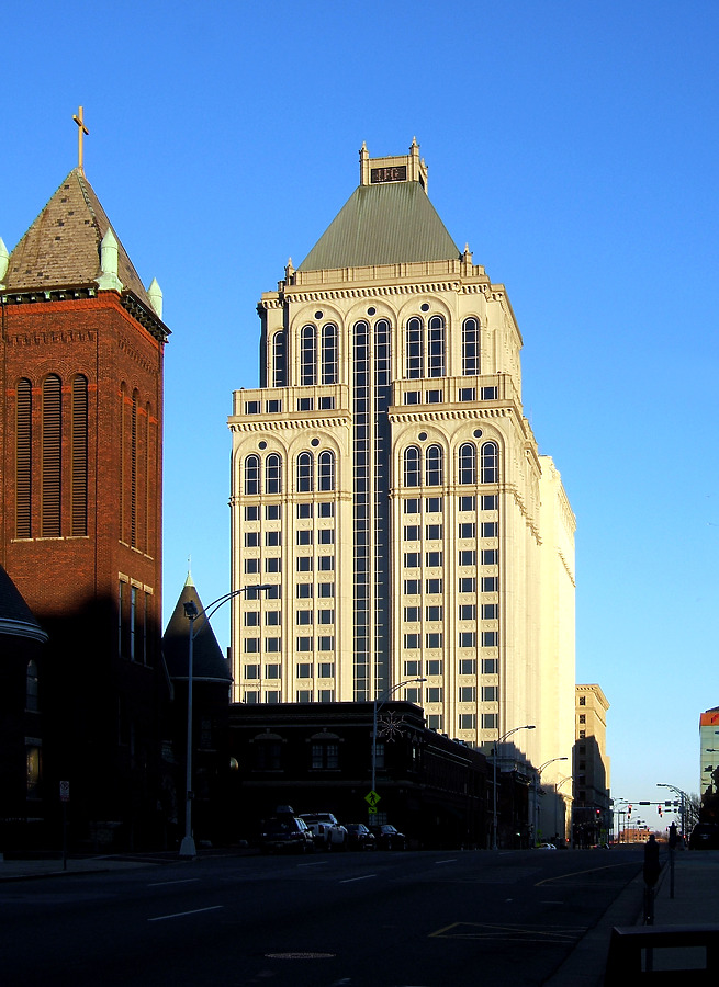 Lincoln Financial Building by John Cahill
