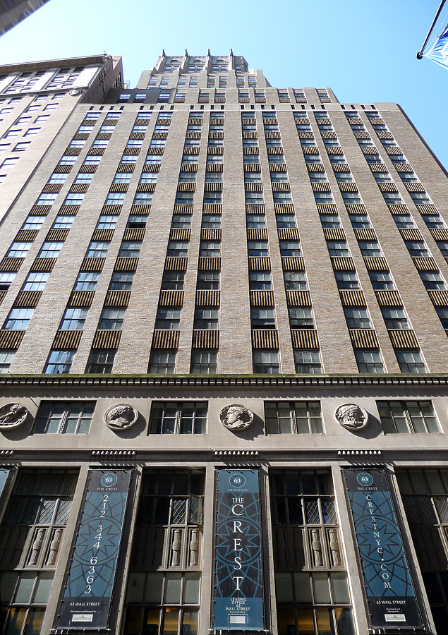 The Crest by Nate Lindsey