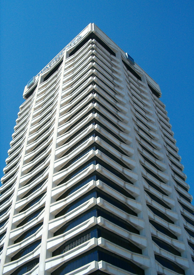 Riverplace Tower by Rodney Gunn
