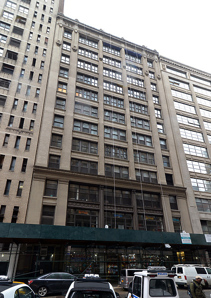 Huth Building