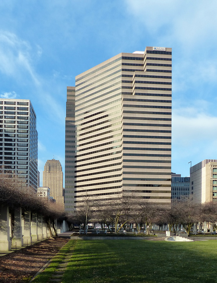 Columbia Plaza by Nate Lindsey