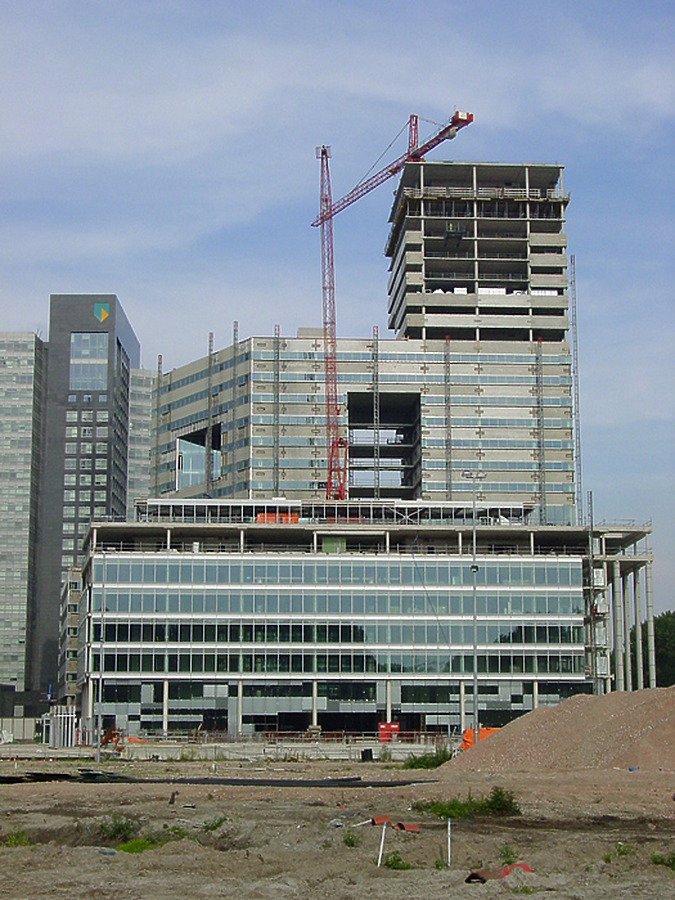 Ito-Toren by Michiel van Dijk