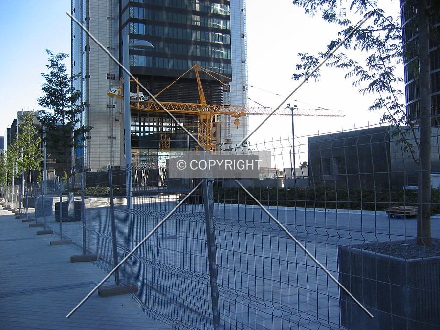 Torre Caja Madrid by Victor Carcedo