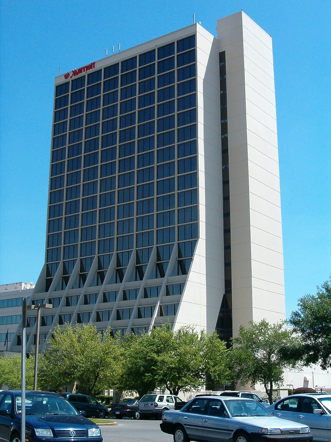 Marriott Mobile Hotel by Rodney Gunn