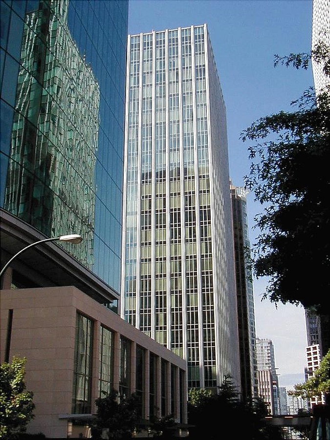 Oceanic Plaza by Garrett Stout