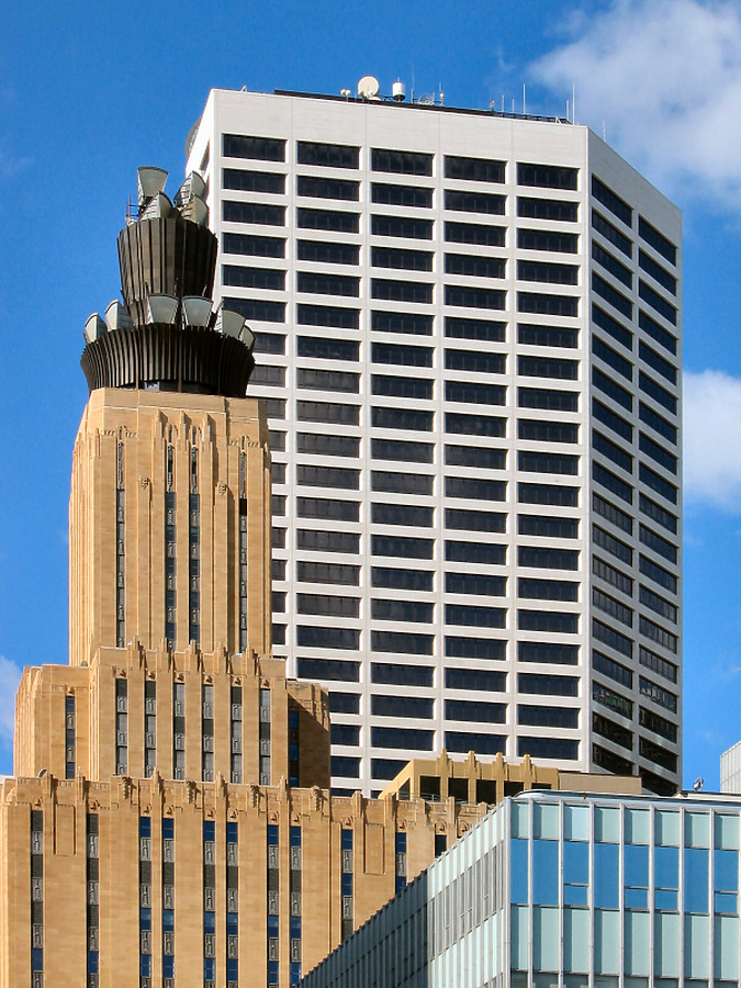 US Bank Plaza, North Tower by James Peacock