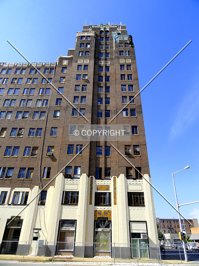 Threefoot Building by Chris Patriarca