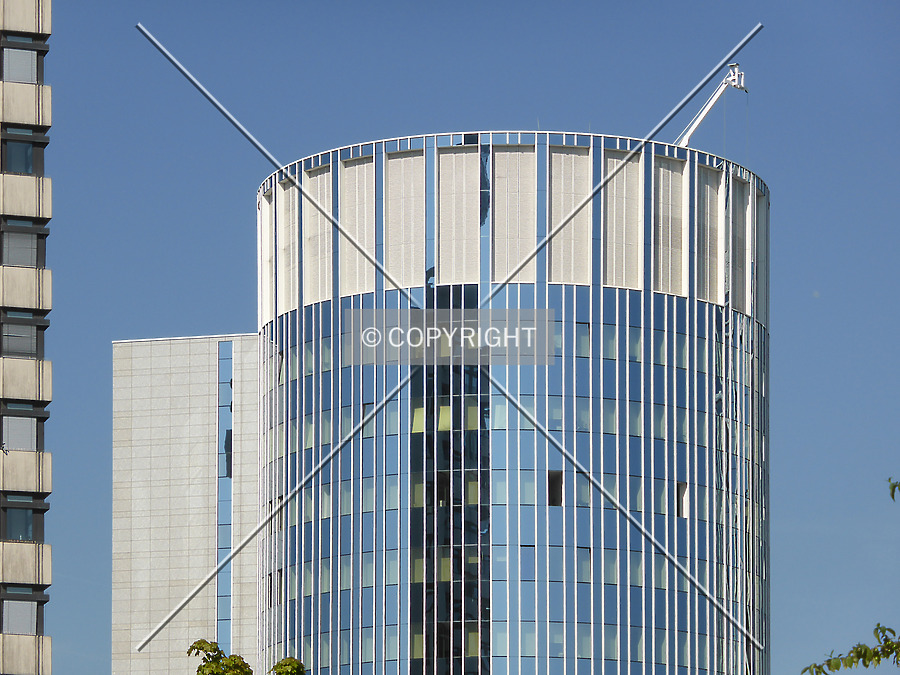 Haus der Wirtschaft - Turm 2 by Nephilim