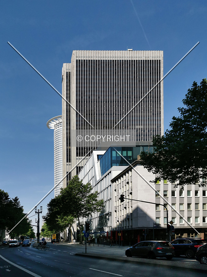 Frankfurter Büro Center by Nephilim