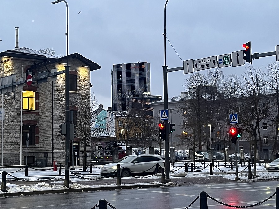 Lightpark Tower 1 by Sami Koskinen