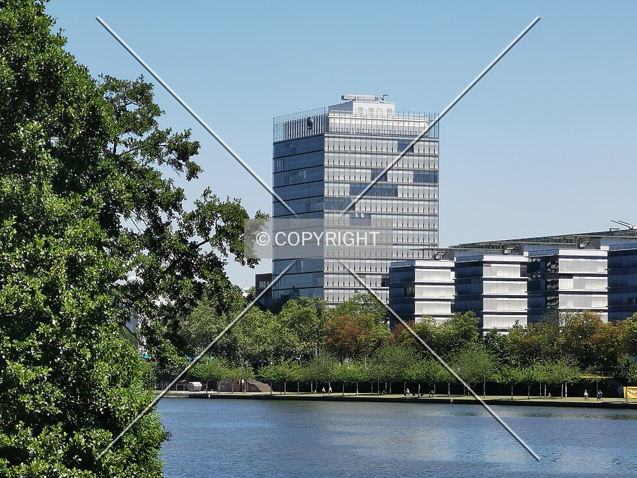 Allianz-Kai by Nephilim