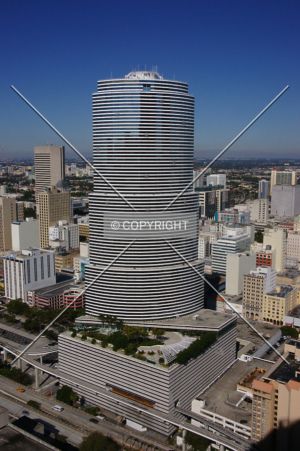 Miami Tower by Nephilim