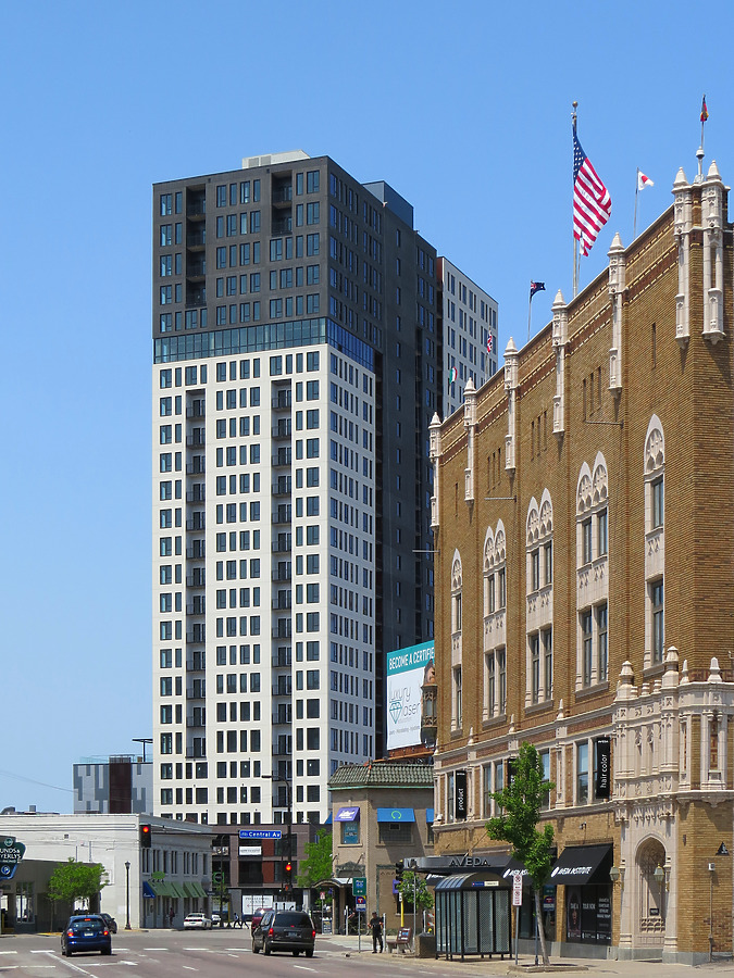Rafter Apartments by James Peacock