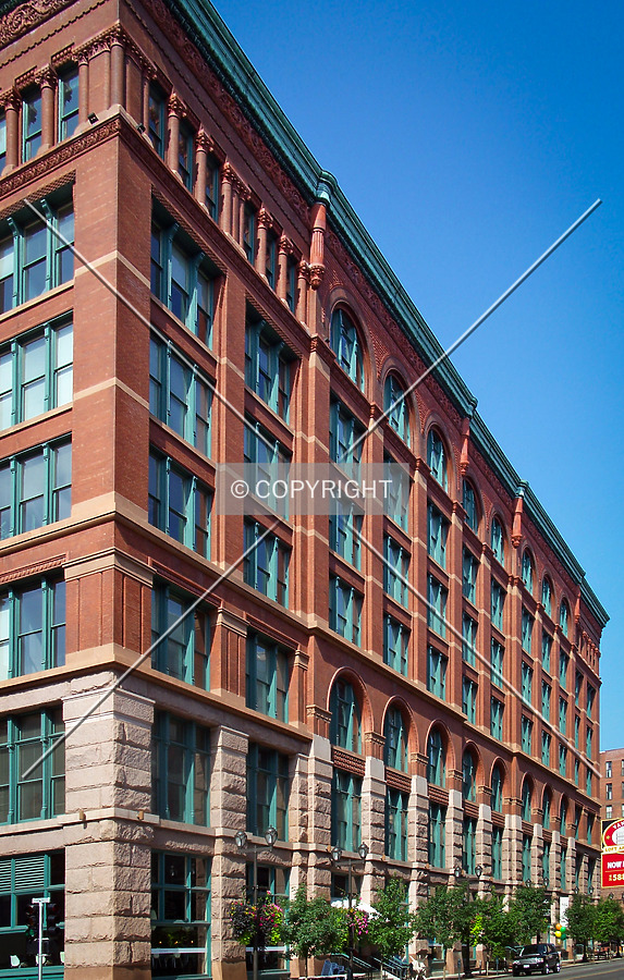 The Merchandise Mart Apartments by Ryan Hildebrand