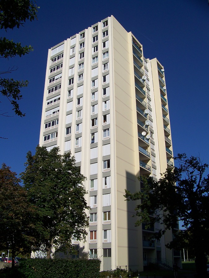 2 Allée de Lucerne by Florian Barbier