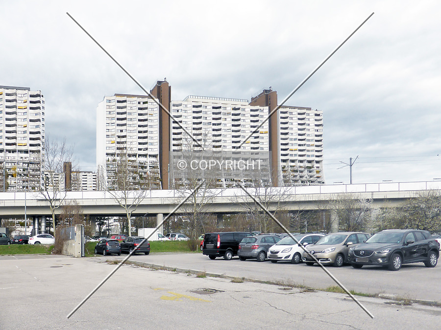 Wohnpark Alterlaa - Block A5-A8 by Nephilim