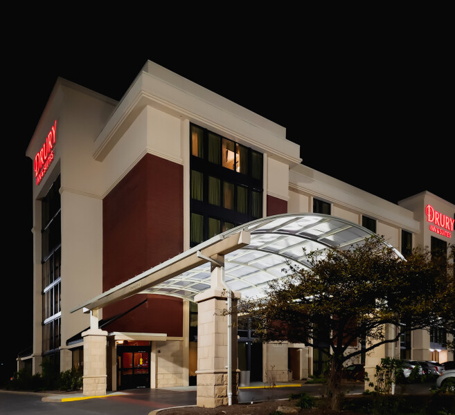 Drury Inn & Suites East