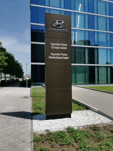581-085-648